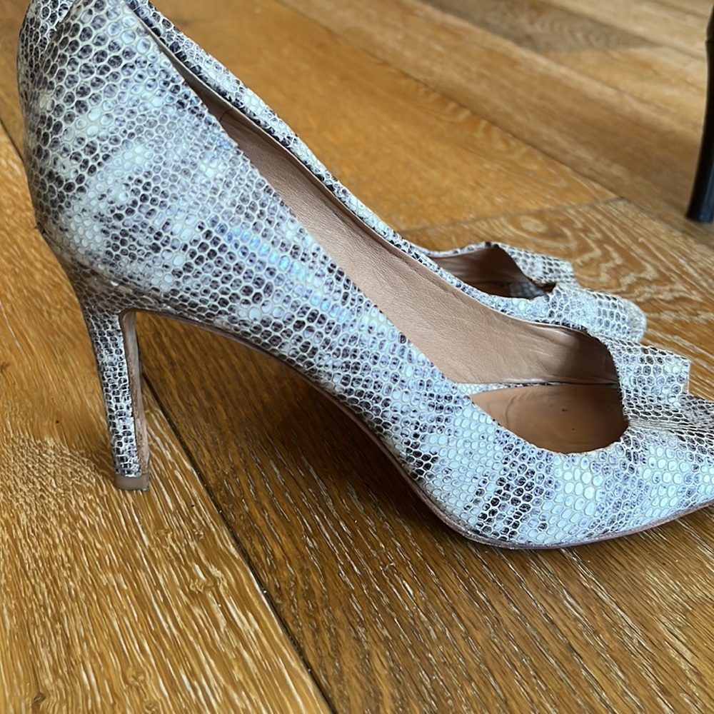 Ann Taylor Snake-Print Heels in White and Gray